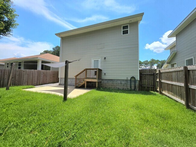 Building Photo - 358 Cardinal Cove Ct
