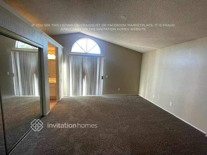 Building Photo - 24434 Leafwood Dr