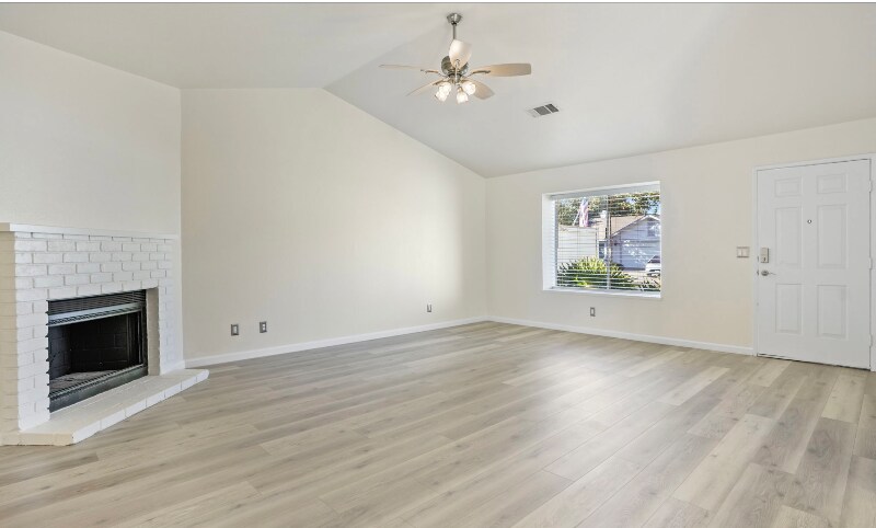 Building Photo - 2032 Cadzand Ct