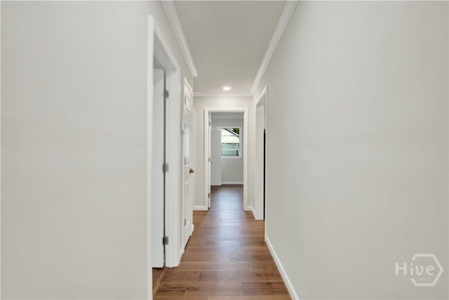 Building Photo - 2205 Iowa St