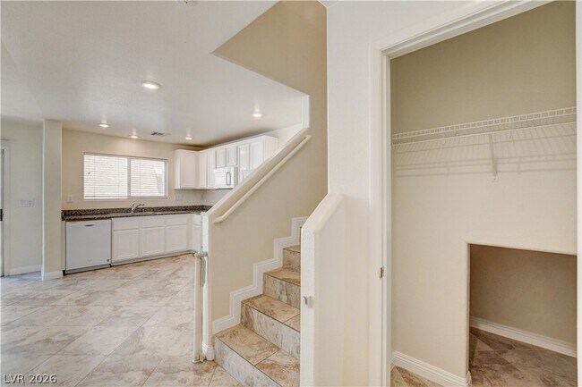 Building Photo - 4208 Perfect Drift St