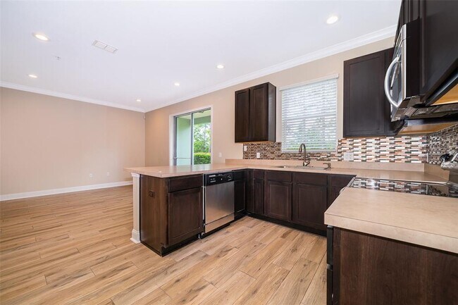 Building Photo - 718 Terrace Spring Dr