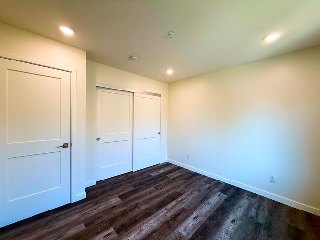 Building Photo - Welcome to Your Bright and Spacious Upstai...