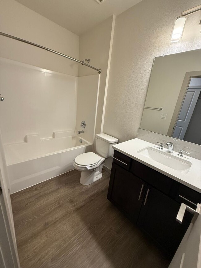 Building Photo - n51304