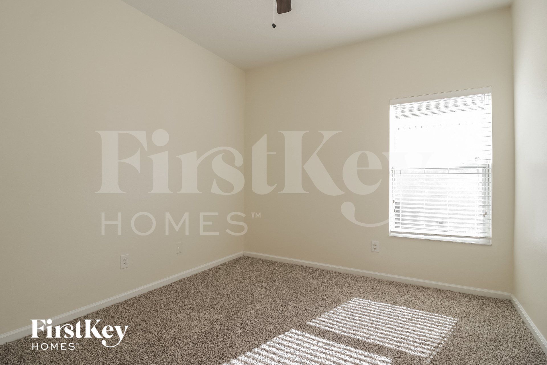 Building Photo - 12353 Accipiter Dr