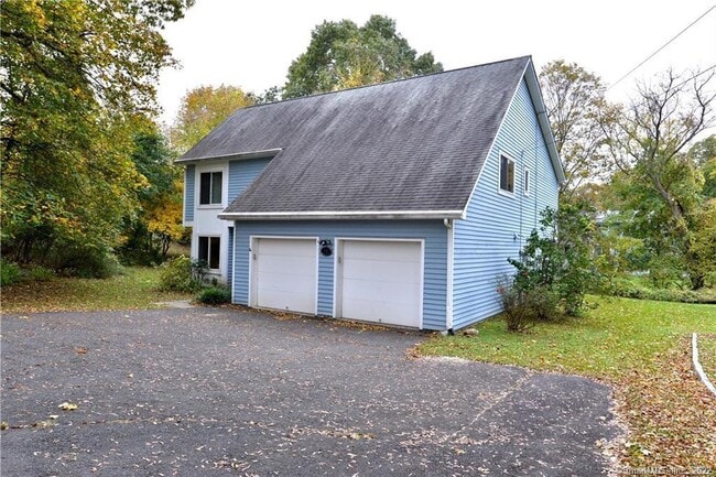 Building Photo - 35 Homestead Rd