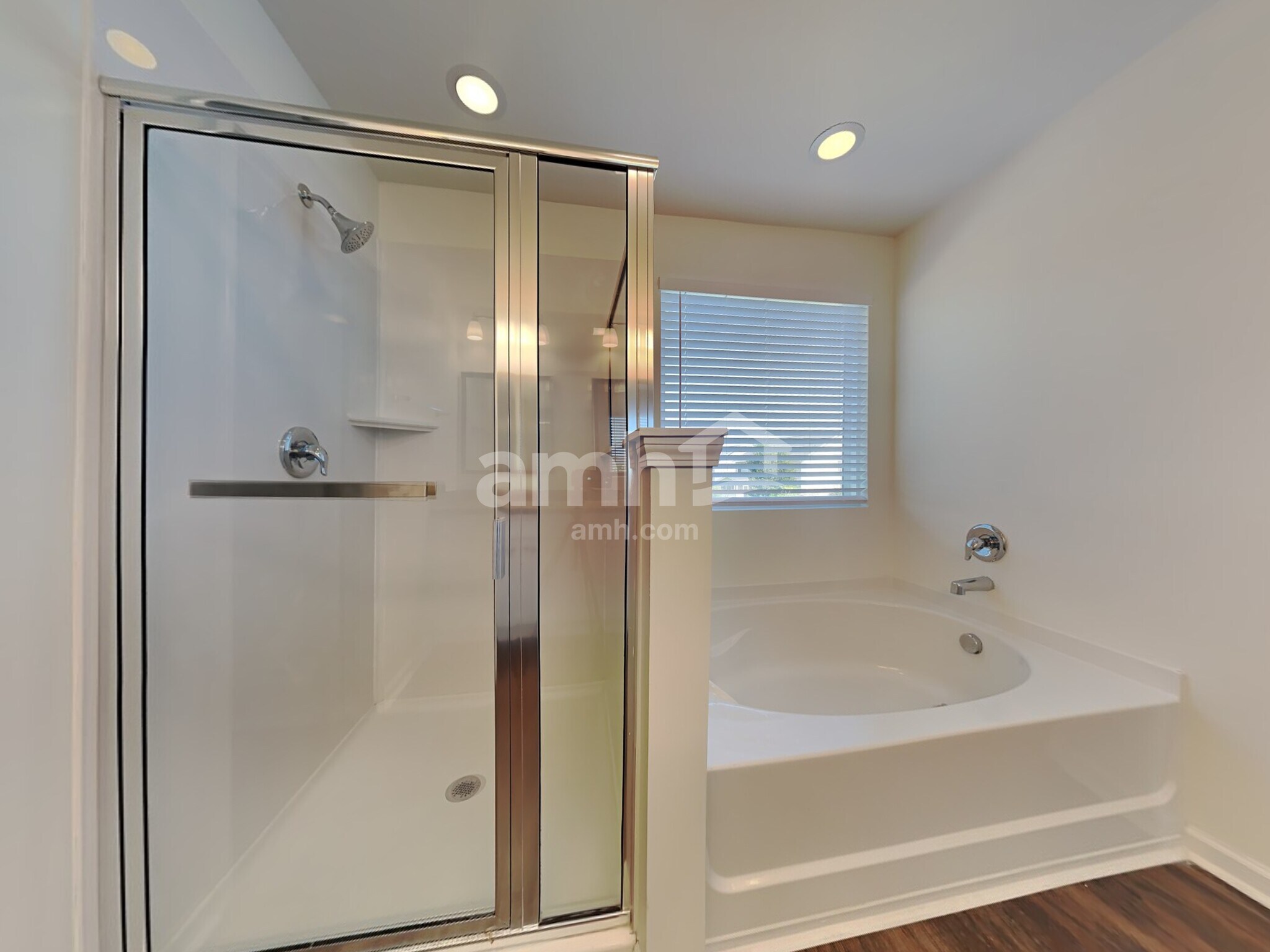 Building Photo - 347 Southwilde Way