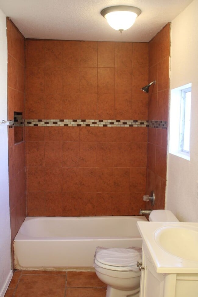 Building Photo - 10801 Donna Marie Dr