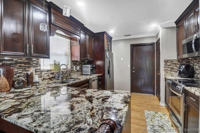 Building Photo - 1521 Snapdragon Dr