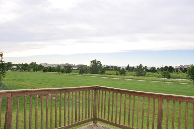 Building Photo - 2135 Feldott Ln