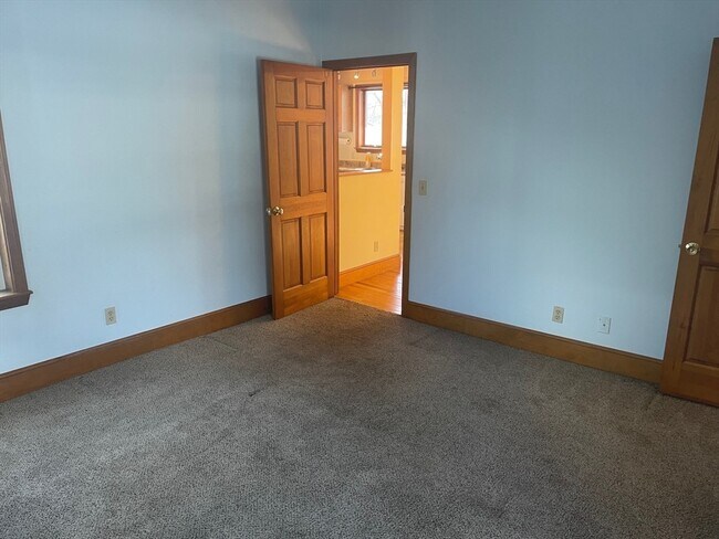 Building Photo - 21 Court St