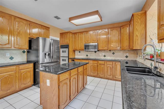 Building Photo - 1409 Jackson Rd