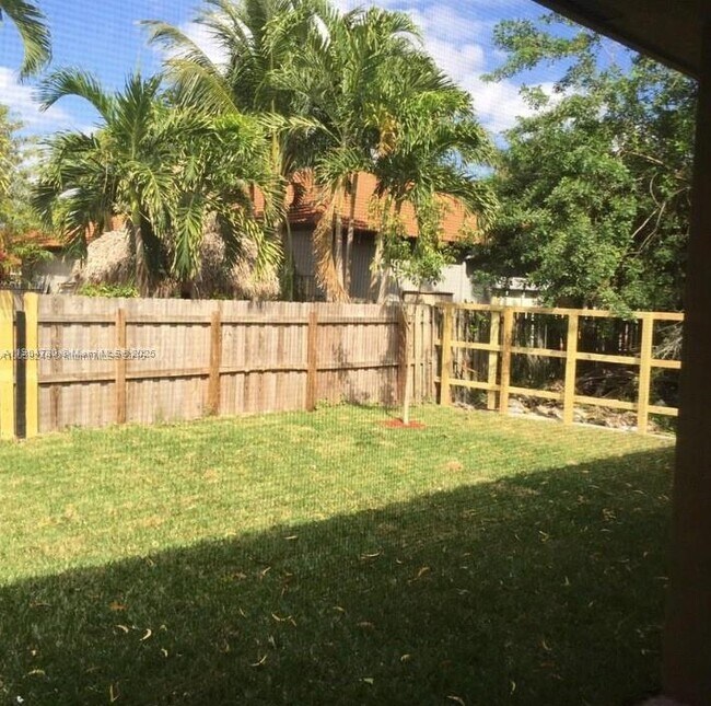 Building Photo - 14831 SW 33rd Terrace