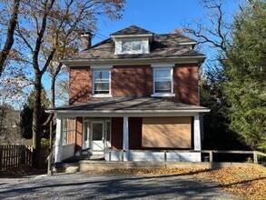 Building Photo - Kamineni-1070 Luzerne Street