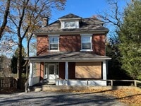 Building Photo - Kamineni-1070 Luzerne Street