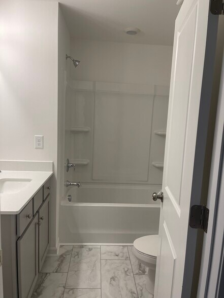 Building Photo - 3509 Nimbell Rd