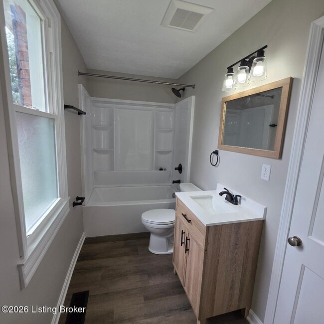 Building Photo - 2465 Chapeze Ln