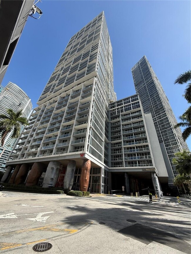 Building Photo - 465 Brickell Ave