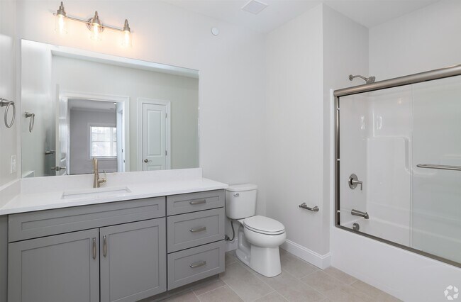 Building Photo - 74 Rockingham Rd