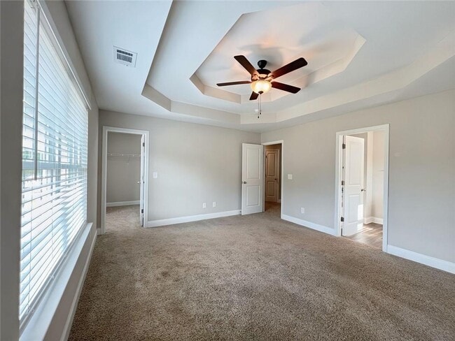Building Photo - 5332 Lawson Lake Dr