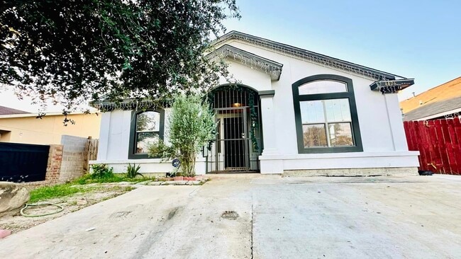 Building Photo - 4426 Marla Dr