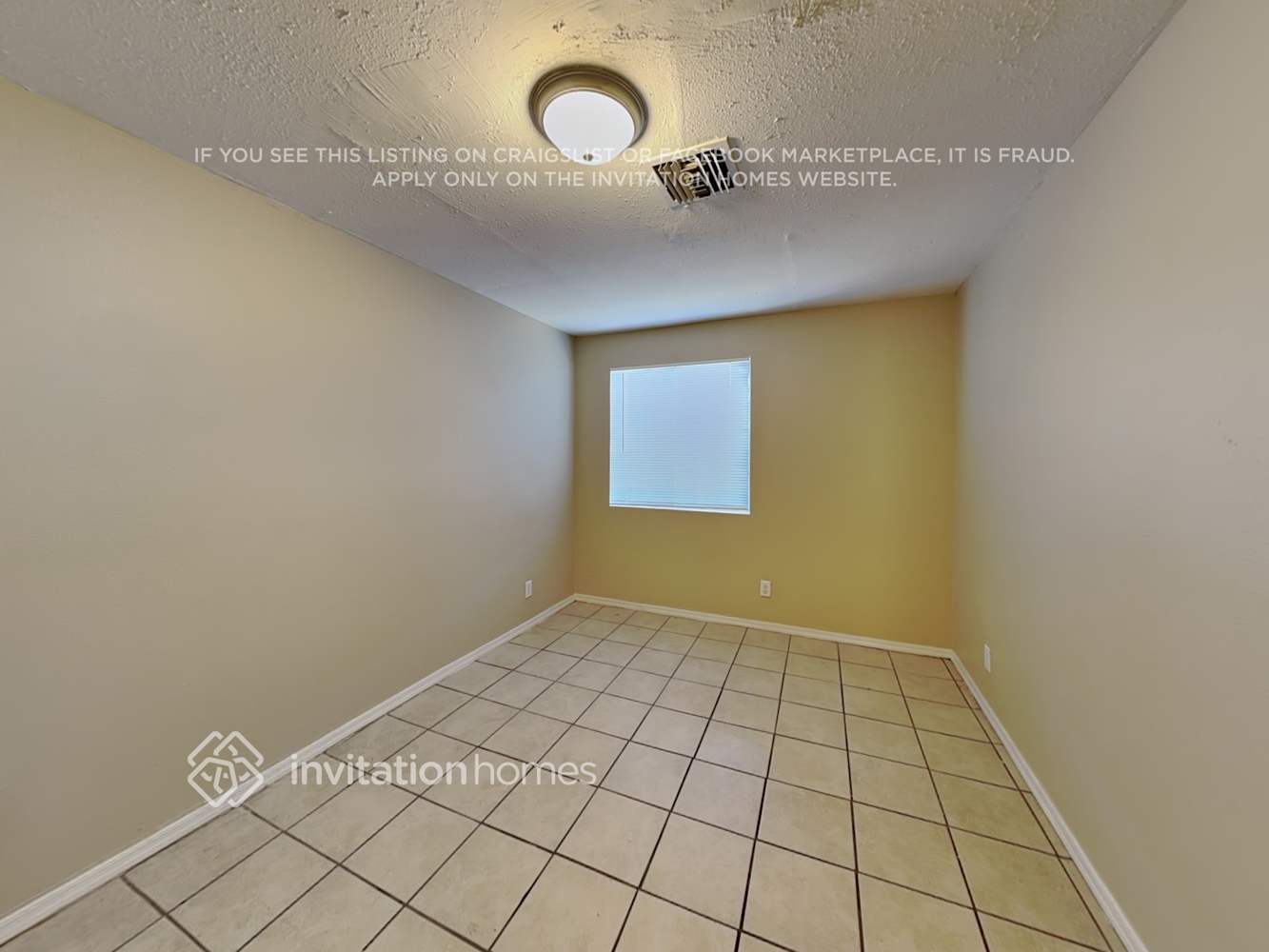 Building Photo - 2713 E Juniper Ave