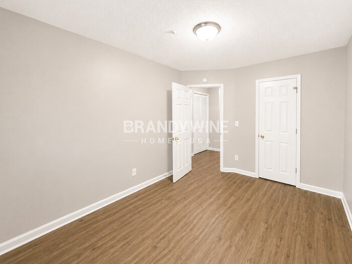 Building Photo - 3608 Spring Trce