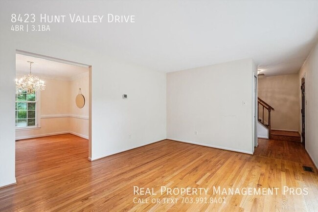 Building Photo - 8423 Hunt Valley Dr