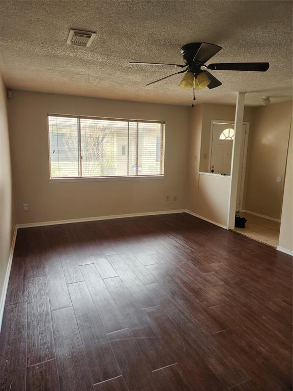 Building Photo - 1511 Silverpines Rd