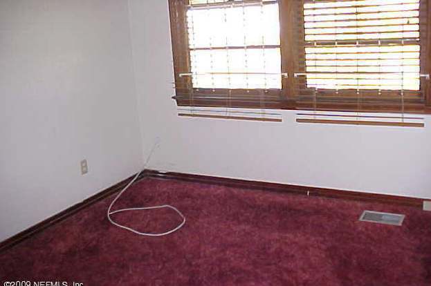 Building Photo - 9034 Tyler Ave