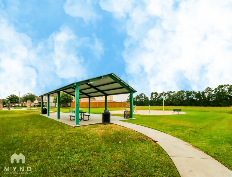 Building Photo - 20818 Falcon Hill St