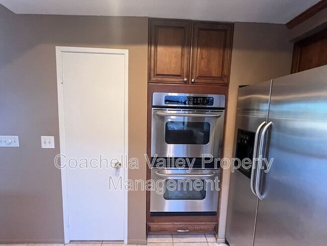 Building Photo - 36532 Vía Abeja