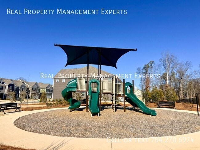 Building Photo - 6017 Rizer Dr