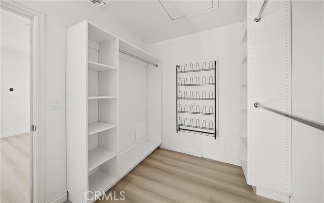 Building Photo - 7930 Vulcan Dr