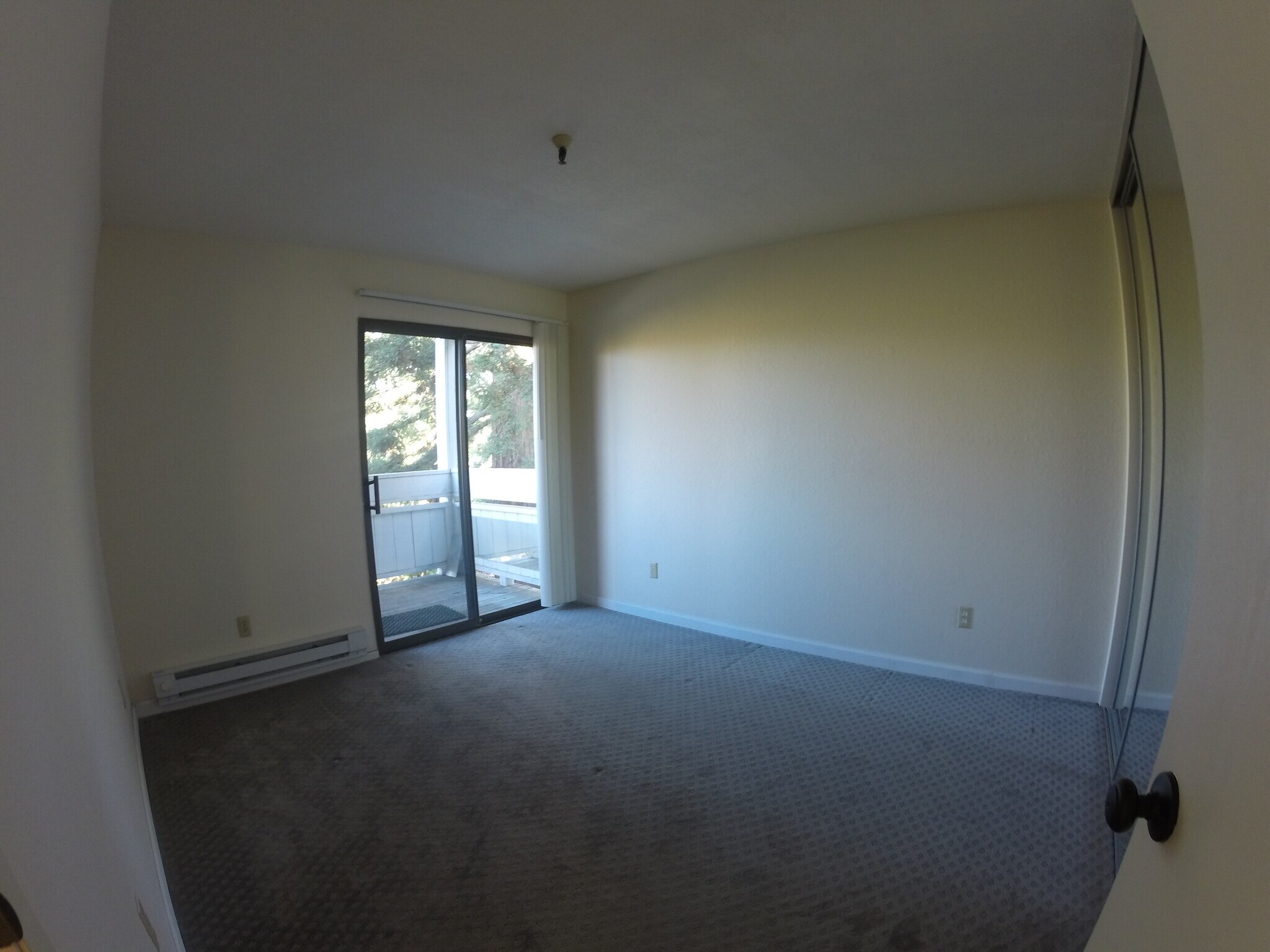Building Photo - 725 Mariposa Ave.