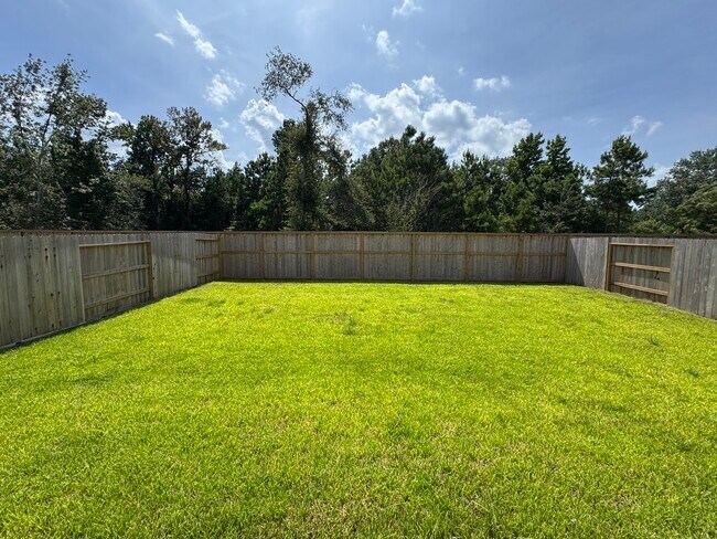 Building Photo - 31529 Pianella Ln