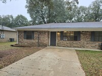 Building Photo - Milton- 2 bedroom/ 1 bath