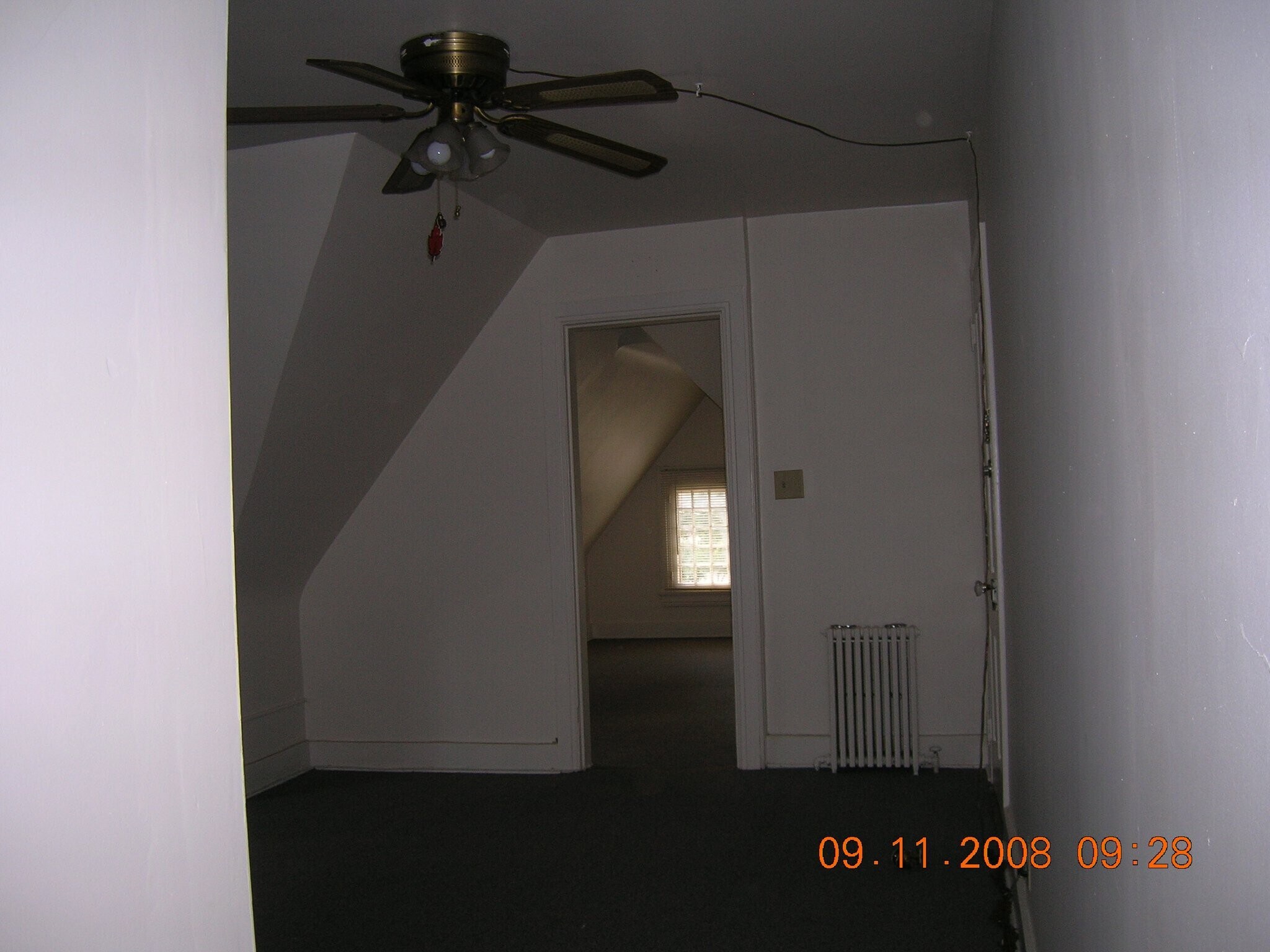 Building Photo - 323 N Hartley St