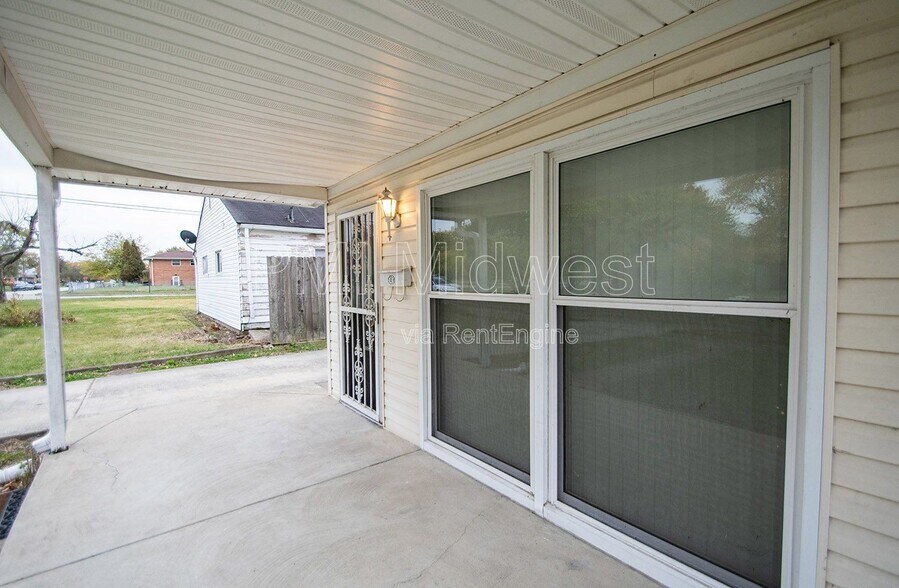 Building Photo - 4610 Karen Dr