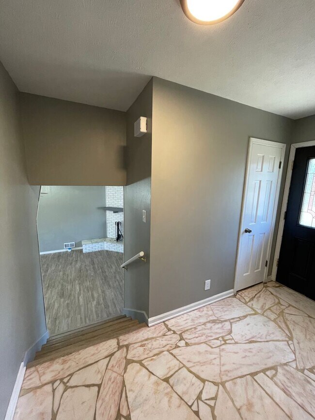 Building Photo - What a Beautiful home at 2500sq ft!  A cha...