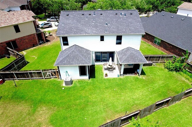 Building Photo - 2206 Rocky Hollow Ln