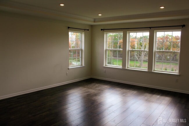 Building Photo - 601 Charleston Dr