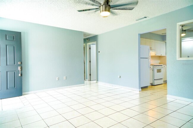 Building Photo - 3139 Iverson St