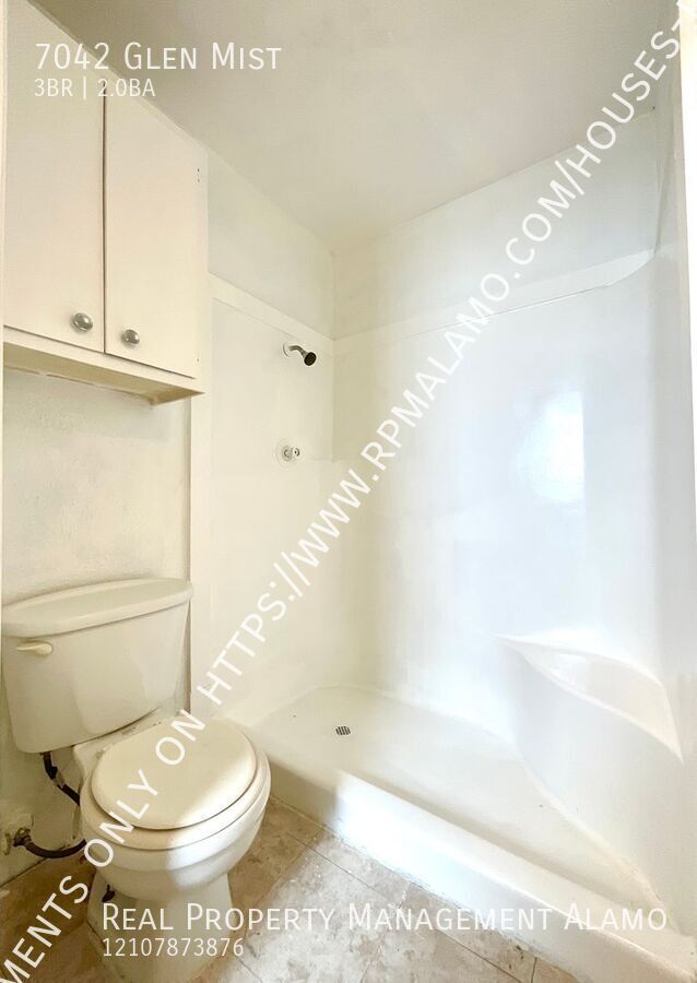 Building Photo - 7042 Glen Mist