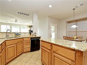 Building Photo - 2737 Plantation Dr