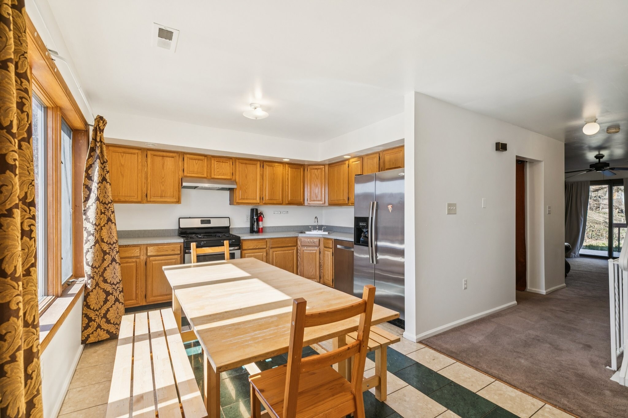 Building Photo - 3379 Frederick St