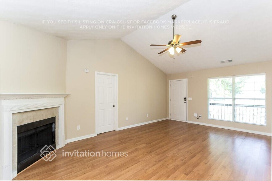 Building Photo - 1638 Boxcar Pl NE