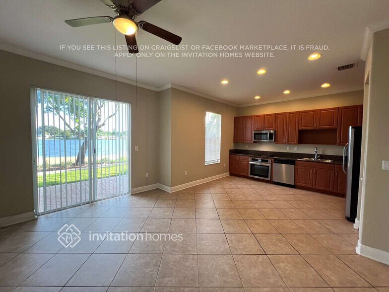 Building Photo - 6889 Julia Gardens Dr
