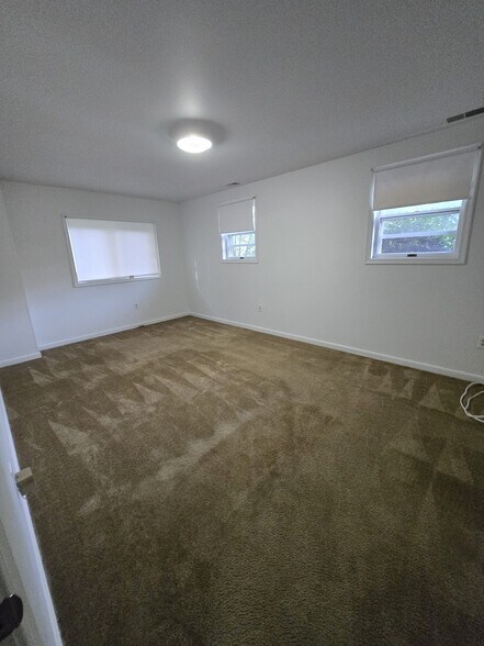 Building Photo - 5801 Harrison Ave