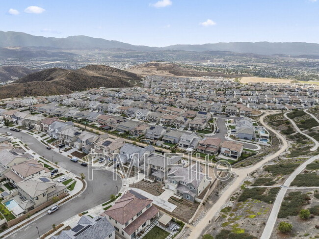 Building Photo - 28649 Windbreak Tr